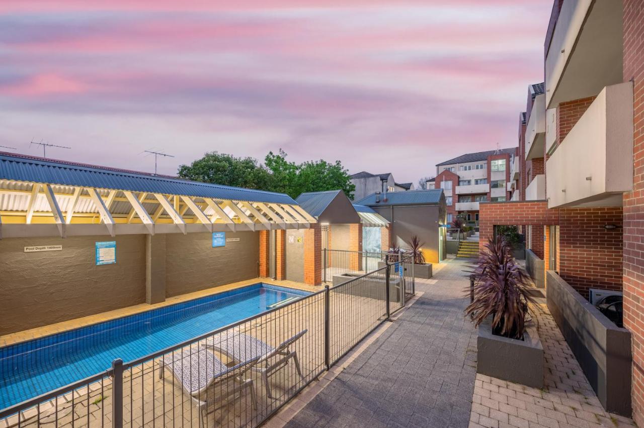 Aligned Corporate Residences Kew Melbourne Exterior foto